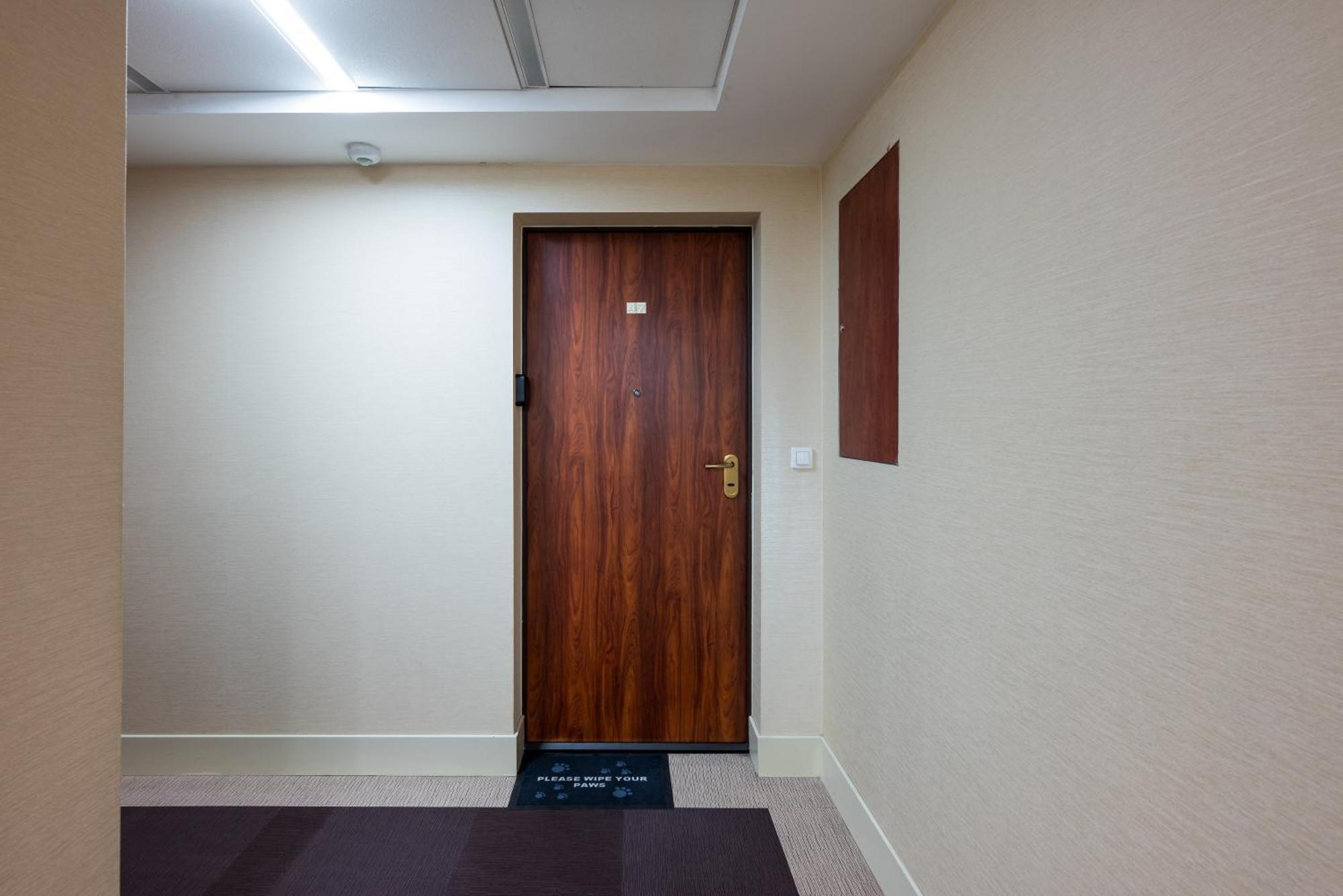 Ochota Deluxe Apartment Варшава Экстерьер фото